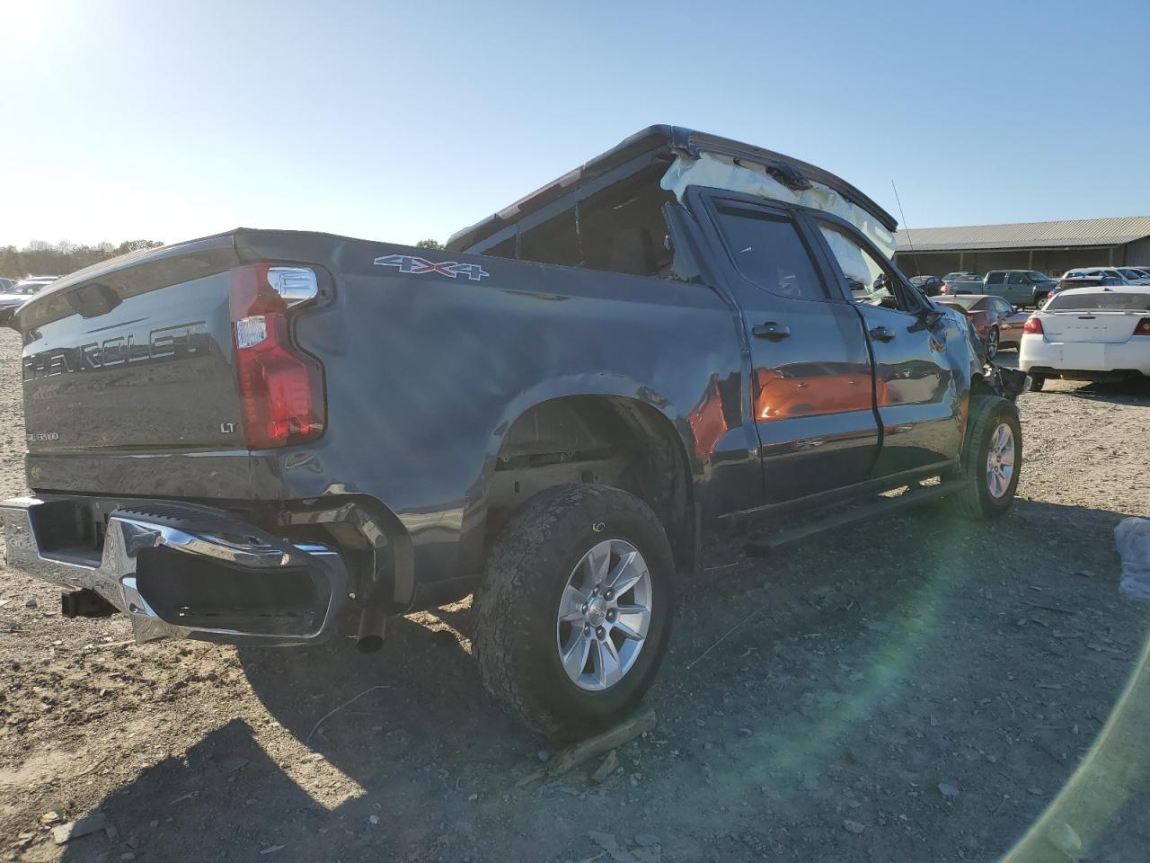 2019 CHEVROLET SILVERADO K1500 LT photo 5