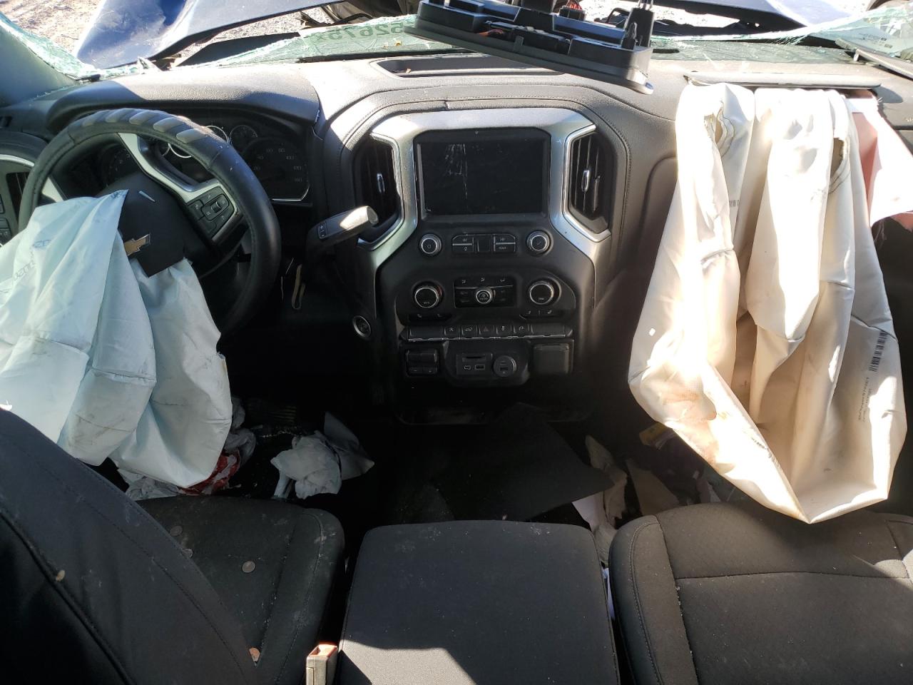 2019 CHEVROLET SILVERADO K1500 LT photo 15