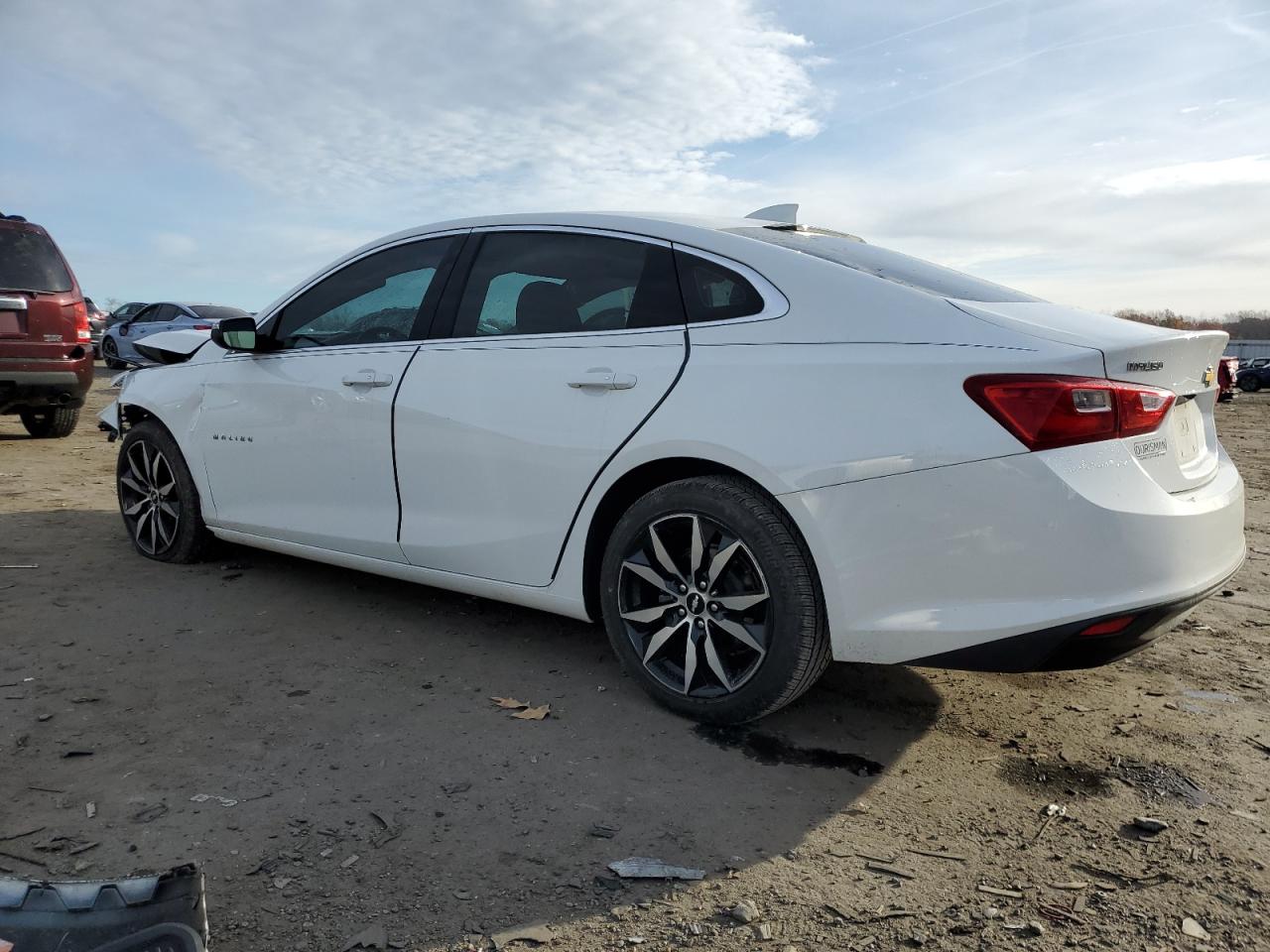 2018 CHEVROLET MALIBU LT photo 3