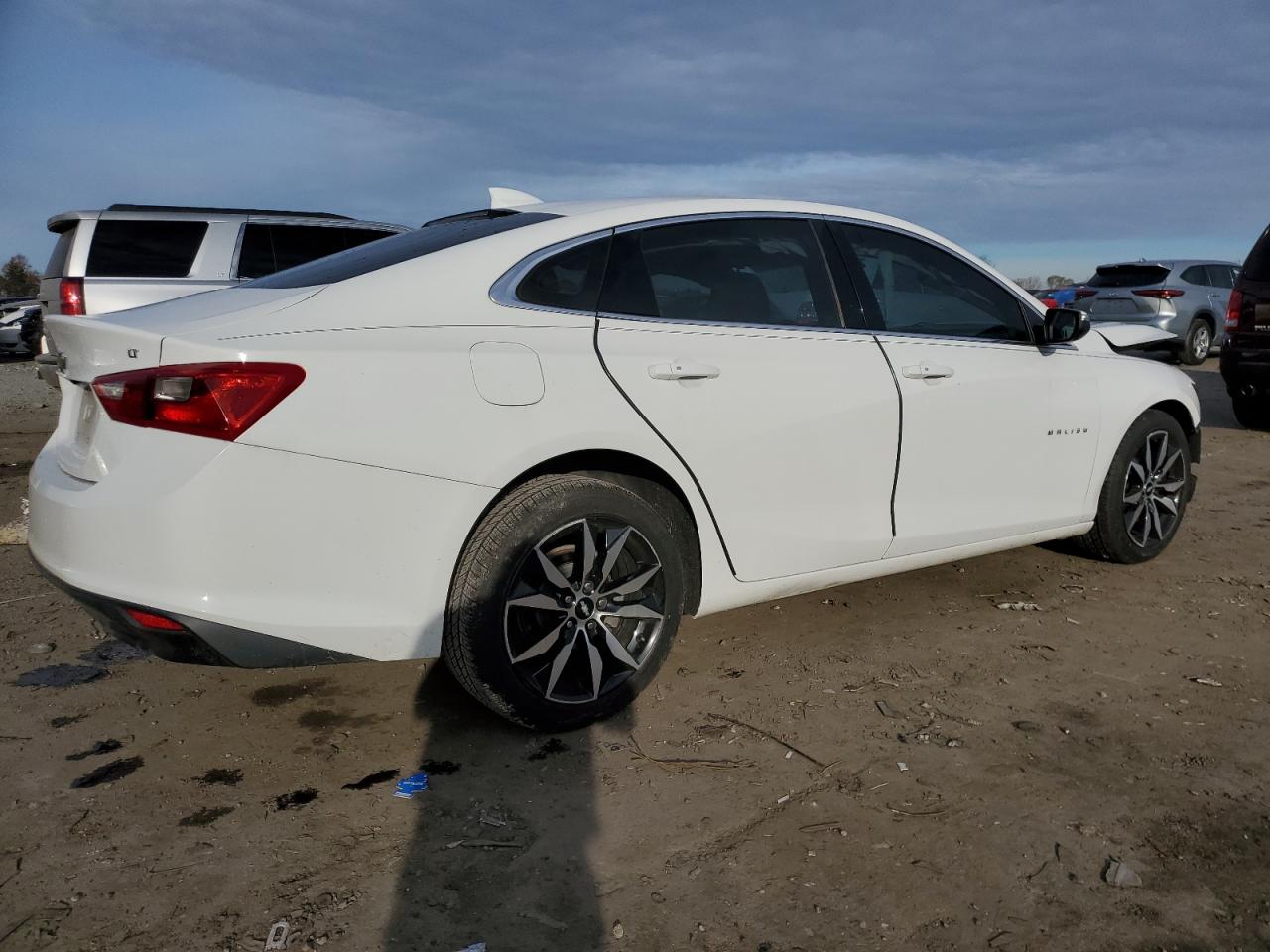 2018 CHEVROLET MALIBU LT photo 5