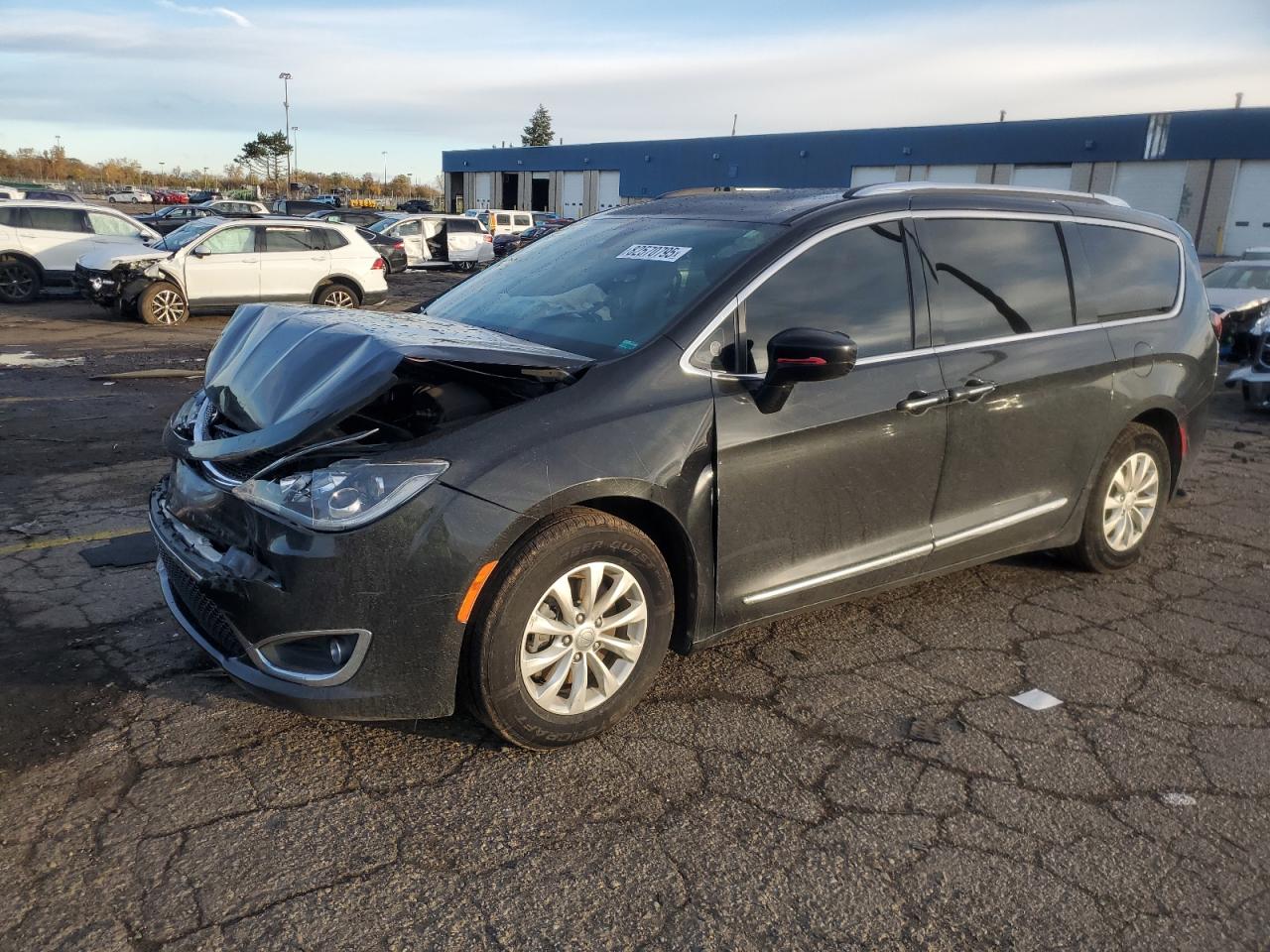 2019 CHRYSLER PACIFICA