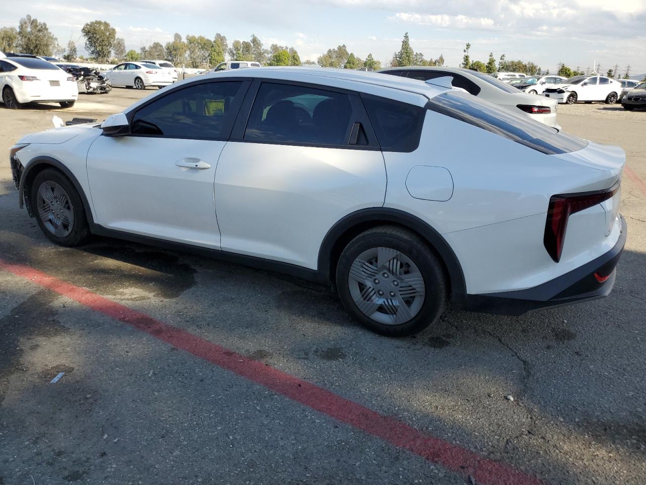 2025 KIA K4 LX photo 4