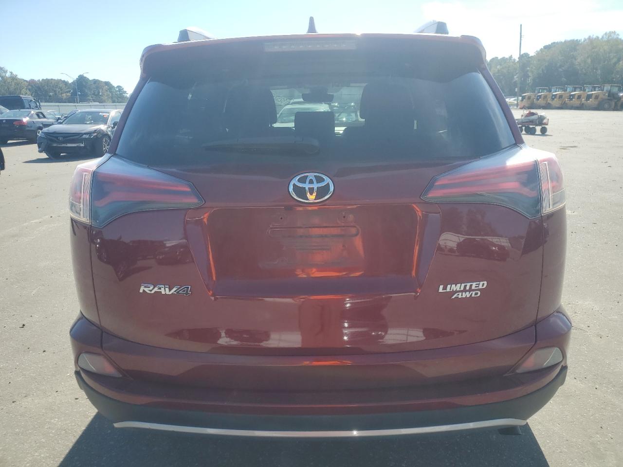 2018 TOYOTA RAV4 LIMITED photo 11