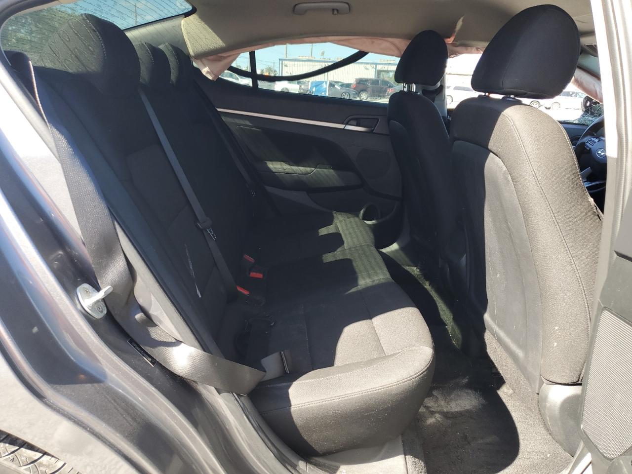 2020 HYUNDAI ELANTRA SEL photo 19