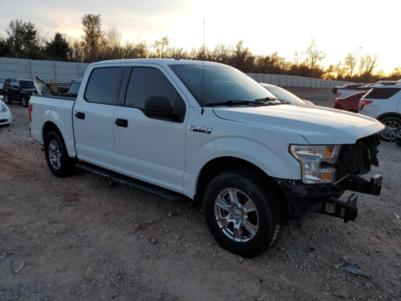 2016 FORD F150 SUPERCREW photo 4