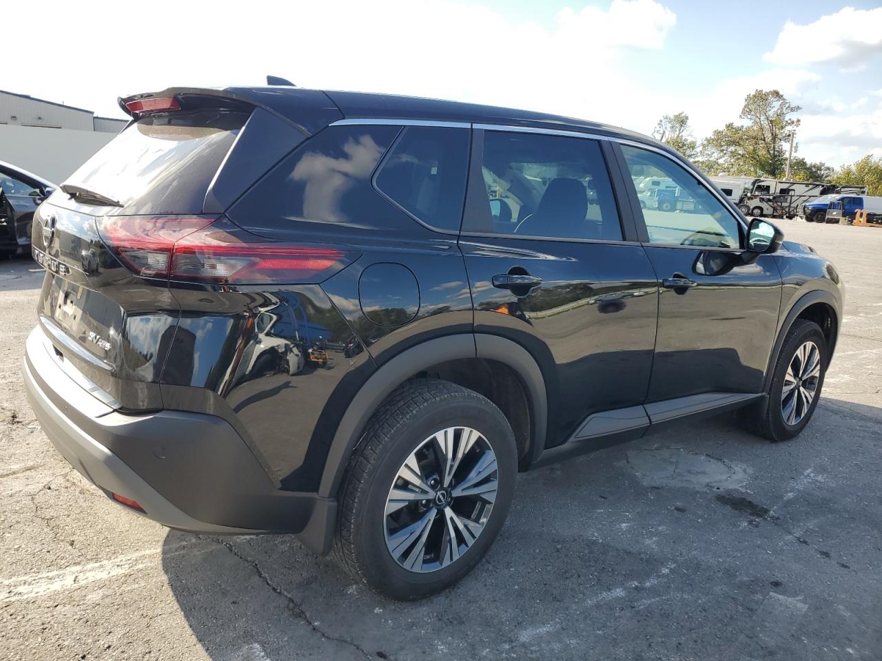 2023 NISSAN ROGUE SV photo 7