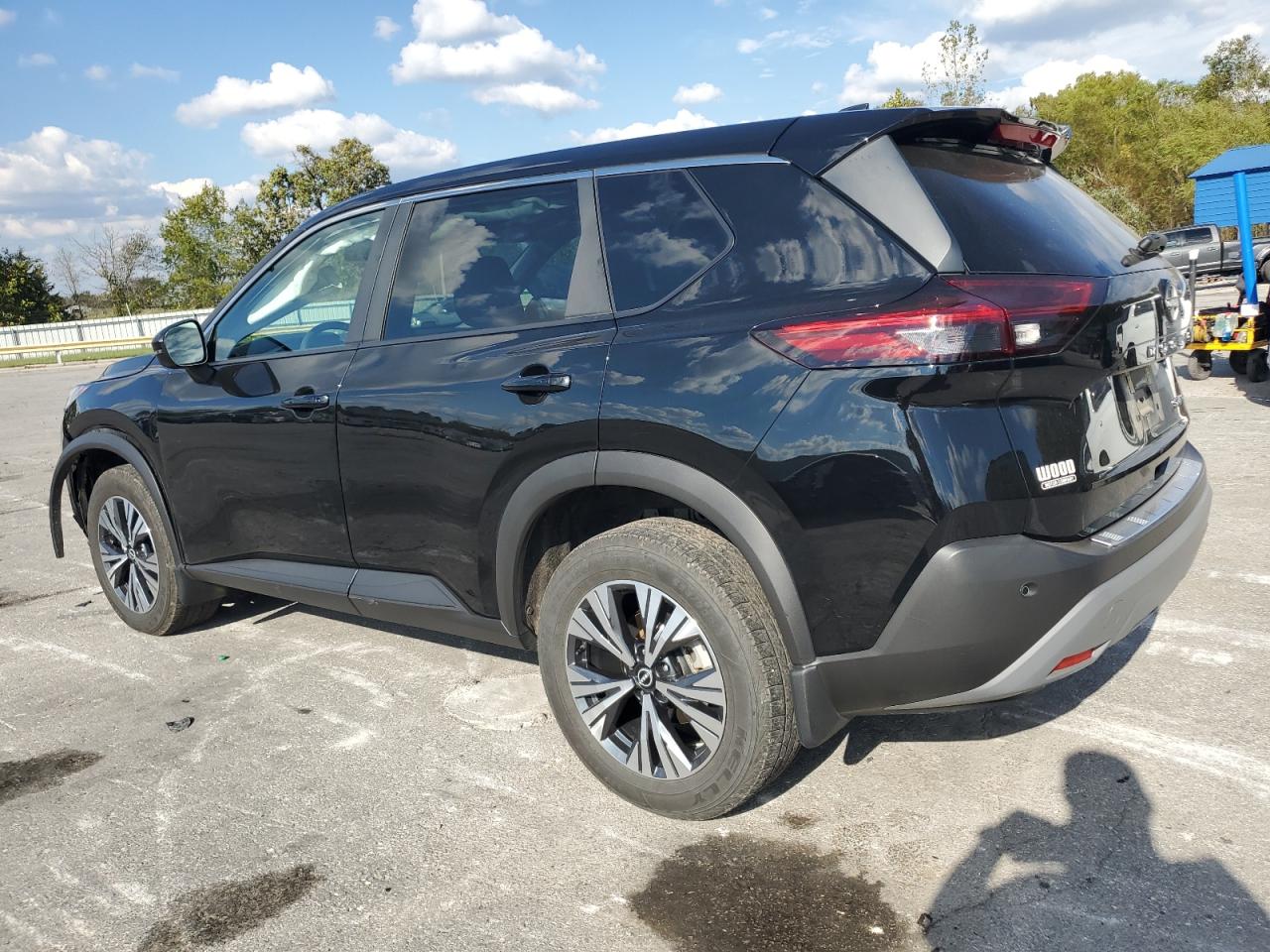 2023 NISSAN ROGUE SV photo 4