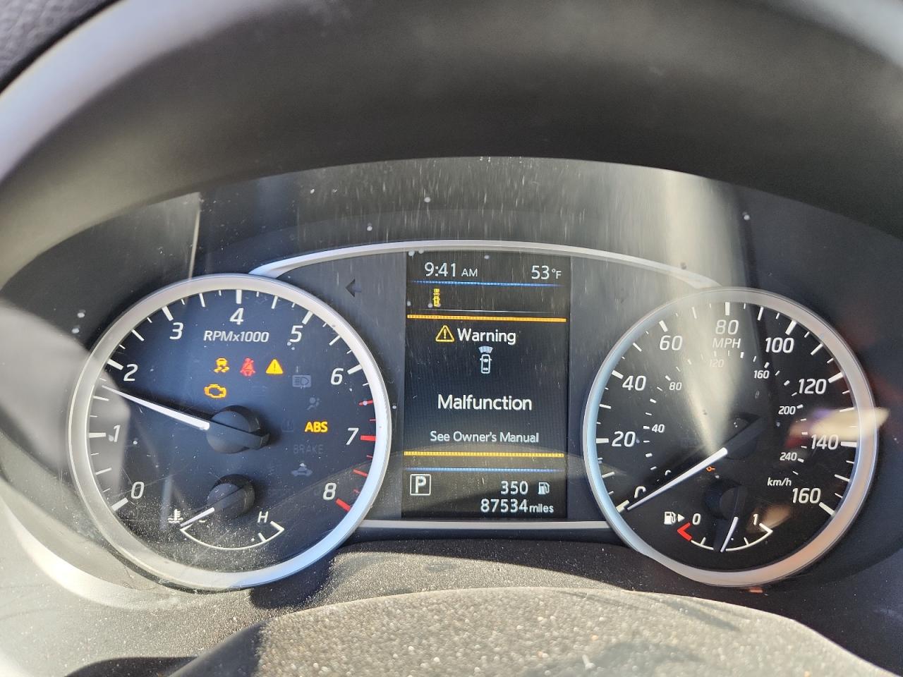 2019 NISSAN SENTRA S photo 9