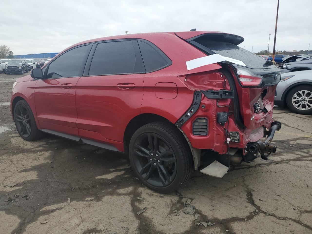 2020 FORD EDGE ST photo 2