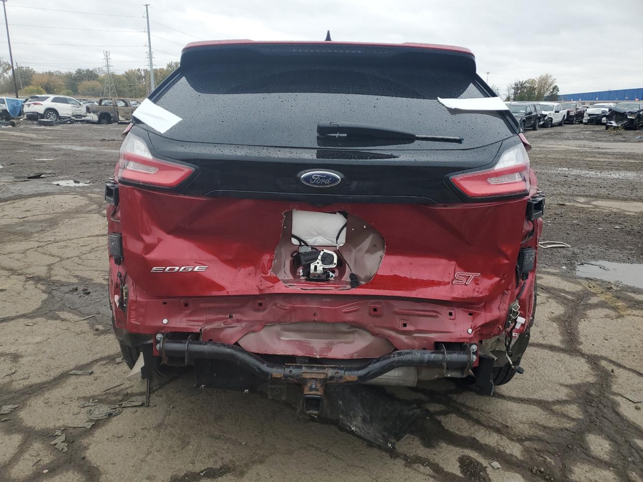 2020 FORD EDGE ST photo 6