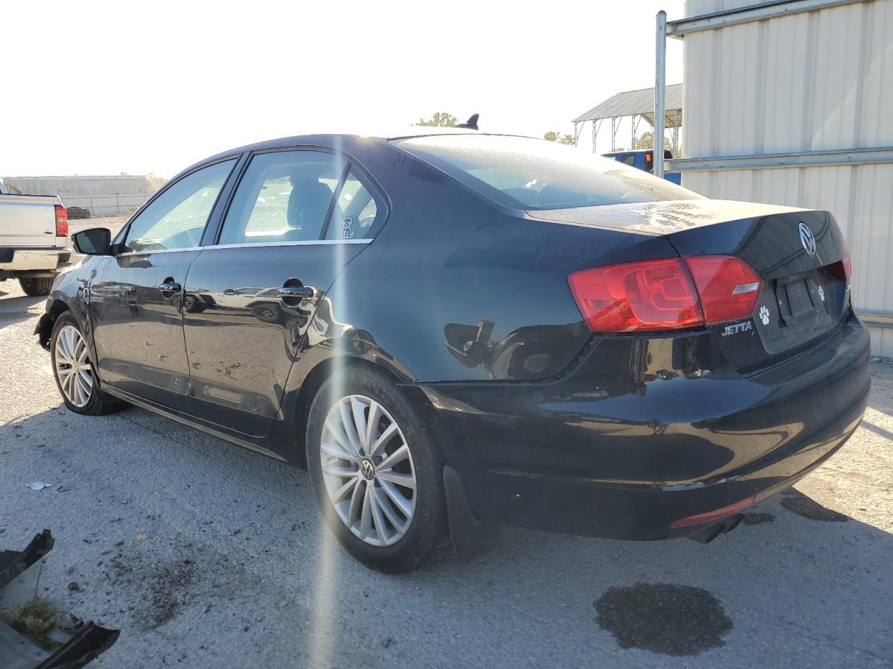 2012 VOLKSWAGEN JETTA SEL photo 2