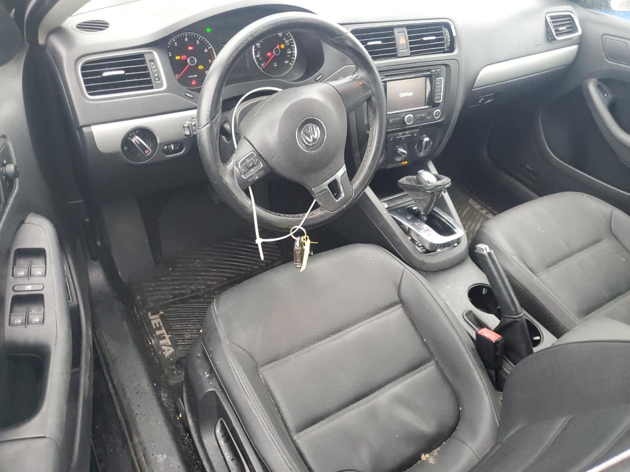 2012 VOLKSWAGEN JETTA SEL photo 8