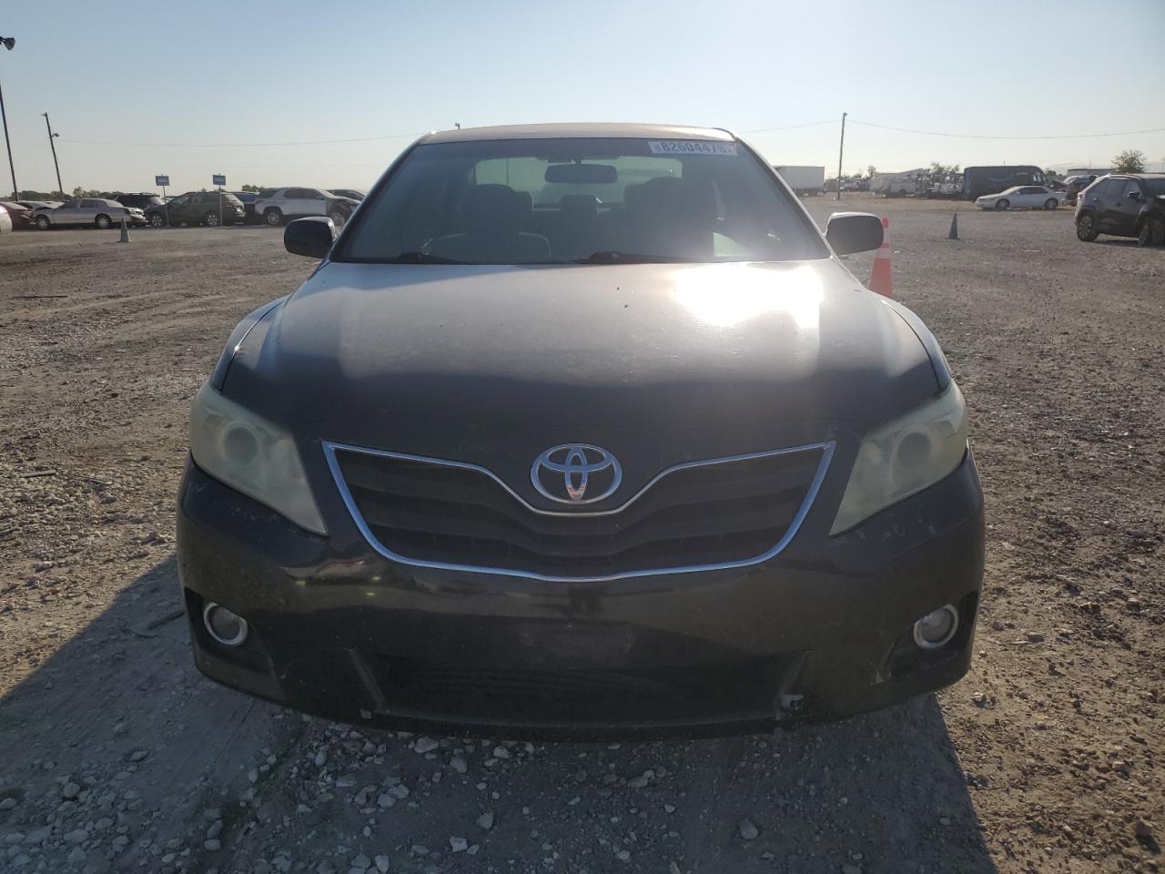 2011 TOYOTA CAMRY photo 9