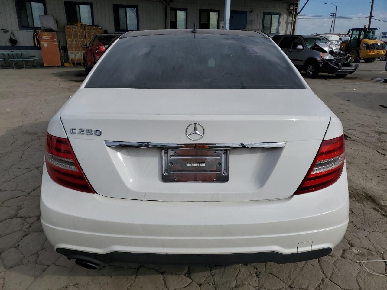 2013 MERCEDES-BENZ C 250 photo 6