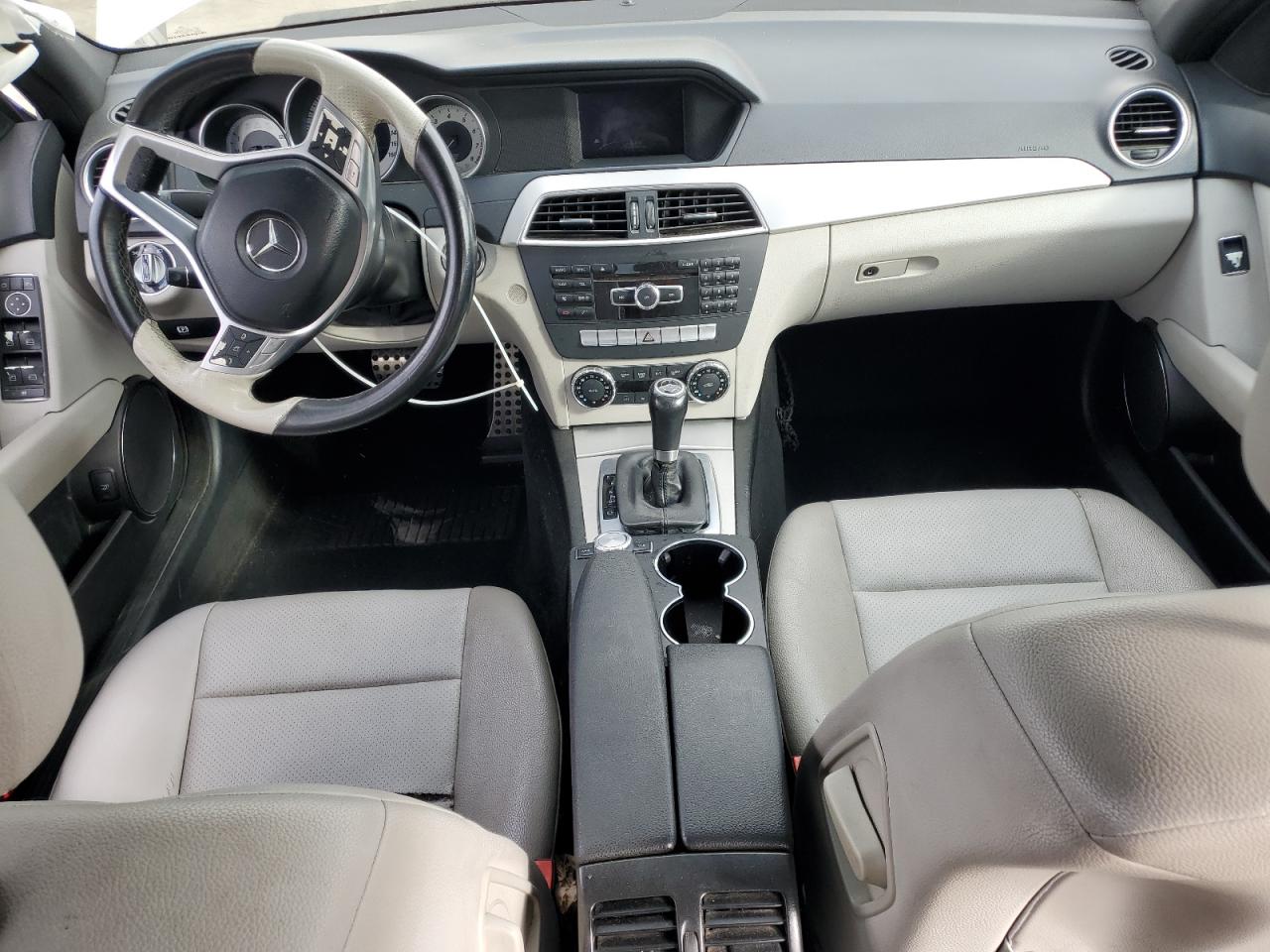 2013 MERCEDES-BENZ C 250 photo 8