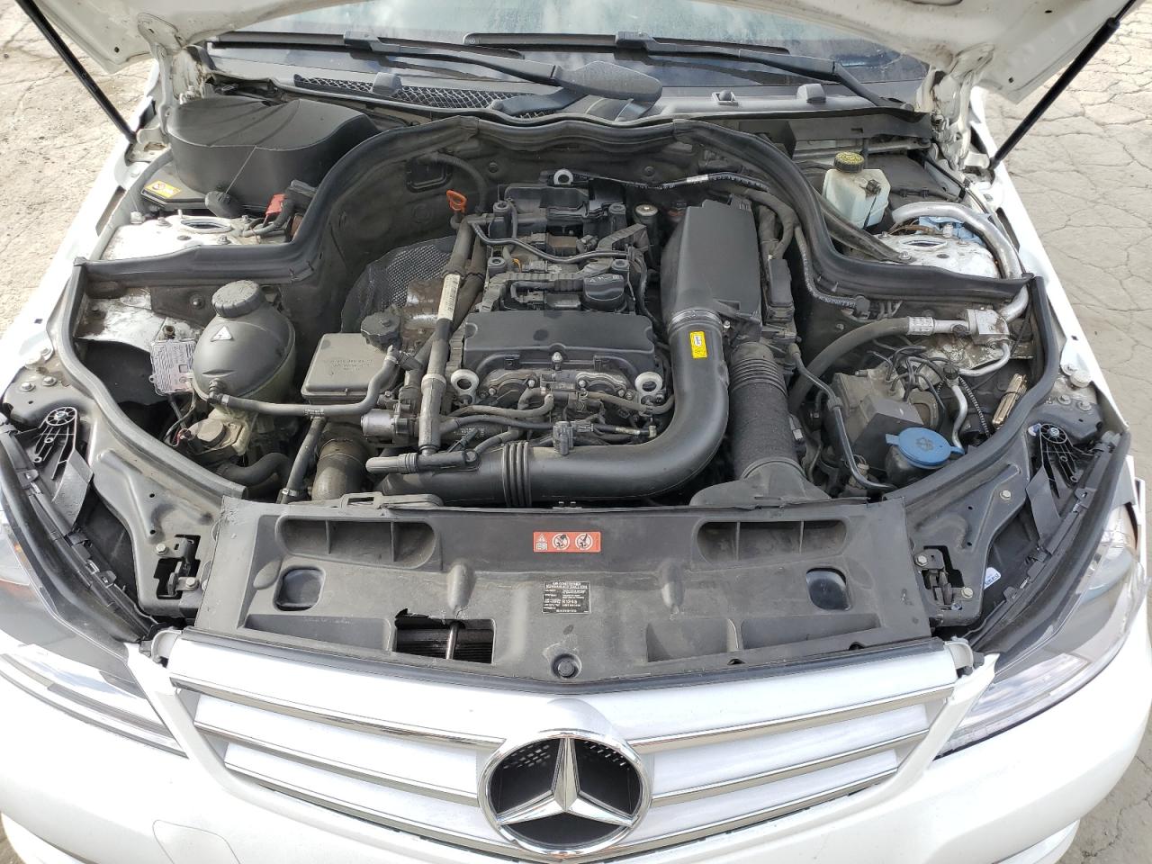 2013 MERCEDES-BENZ C 250 photo 11