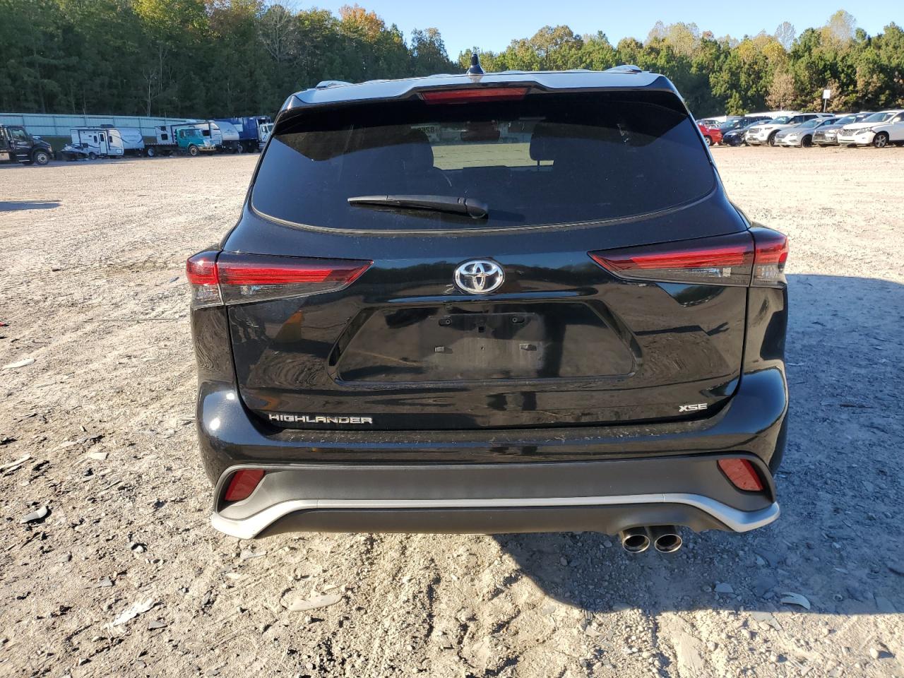 2024 TOYOTA HIGHLANDER XSE photo 11