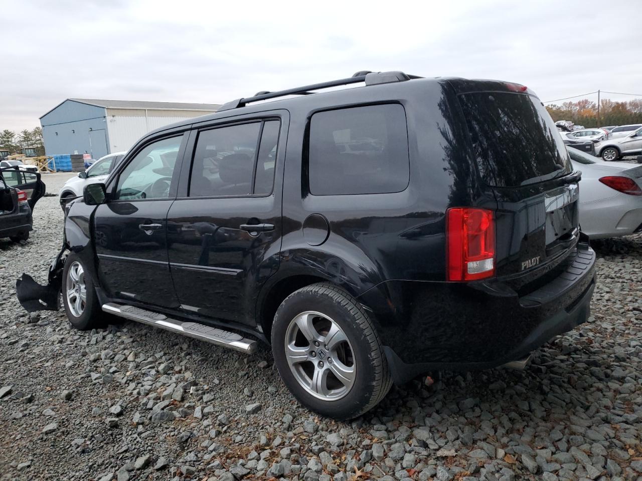2015 HONDA PILOT EXL photo 2