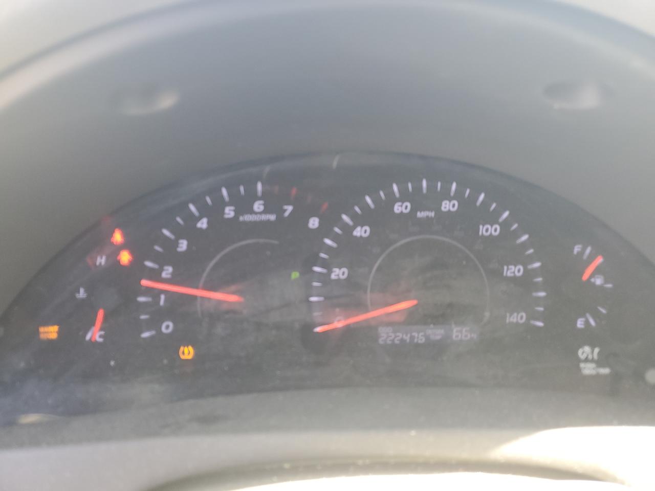 2011 TOYOTA CAMRY BASE photo 9