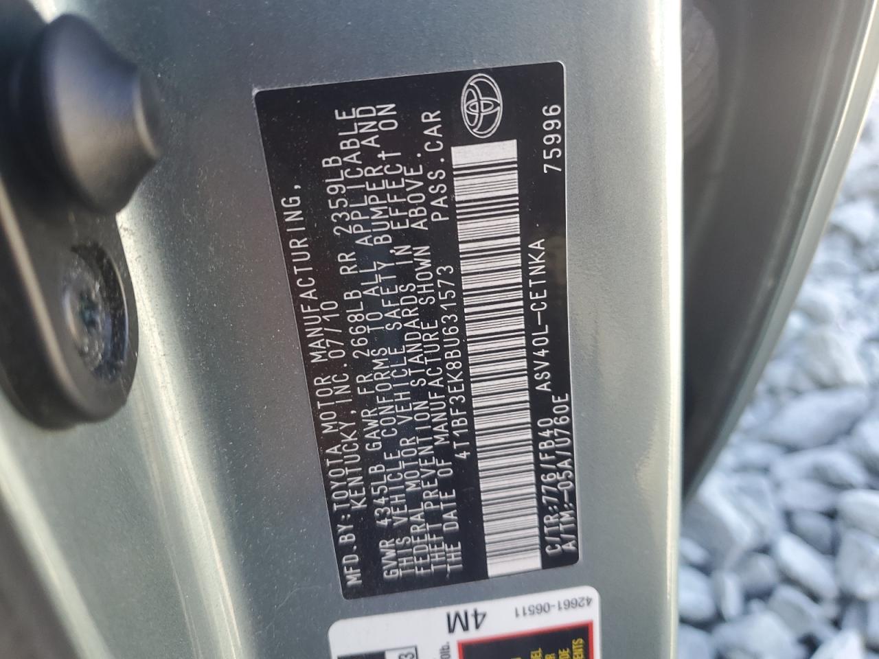 2011 TOYOTA CAMRY BASE photo 12