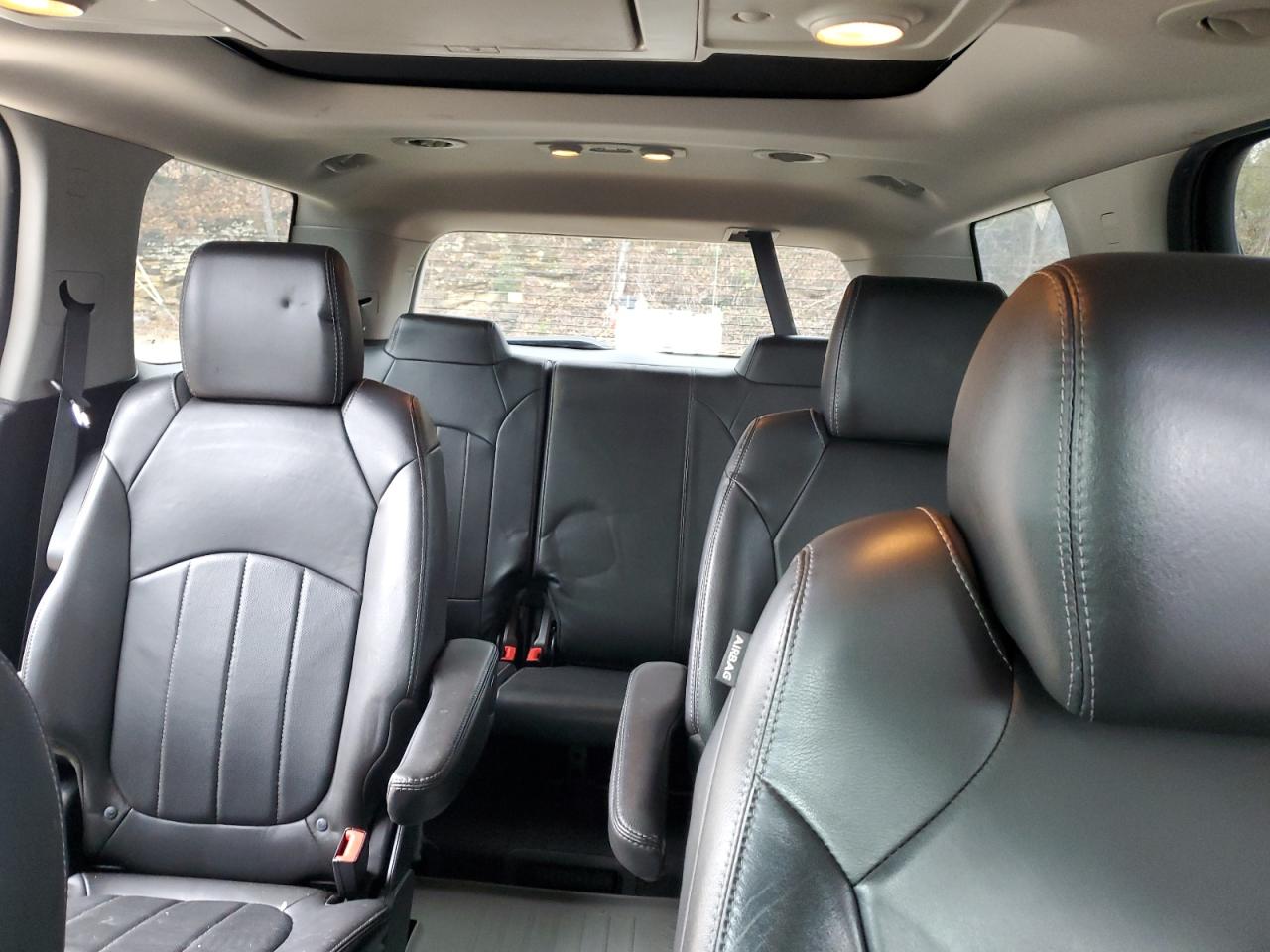 2016 GMC ACADIA DENALI photo 10