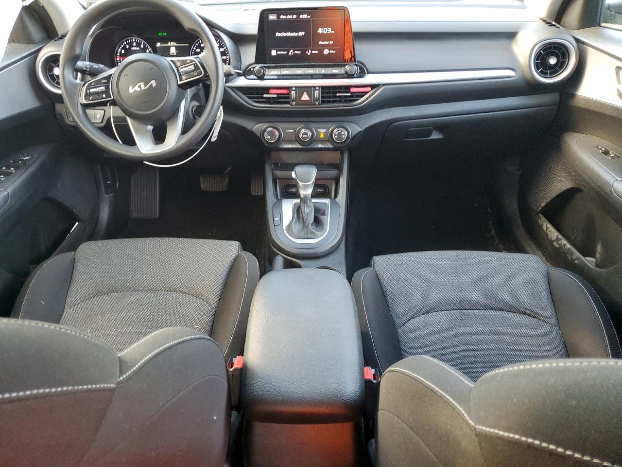 2023 KIA FORTE LX photo 8