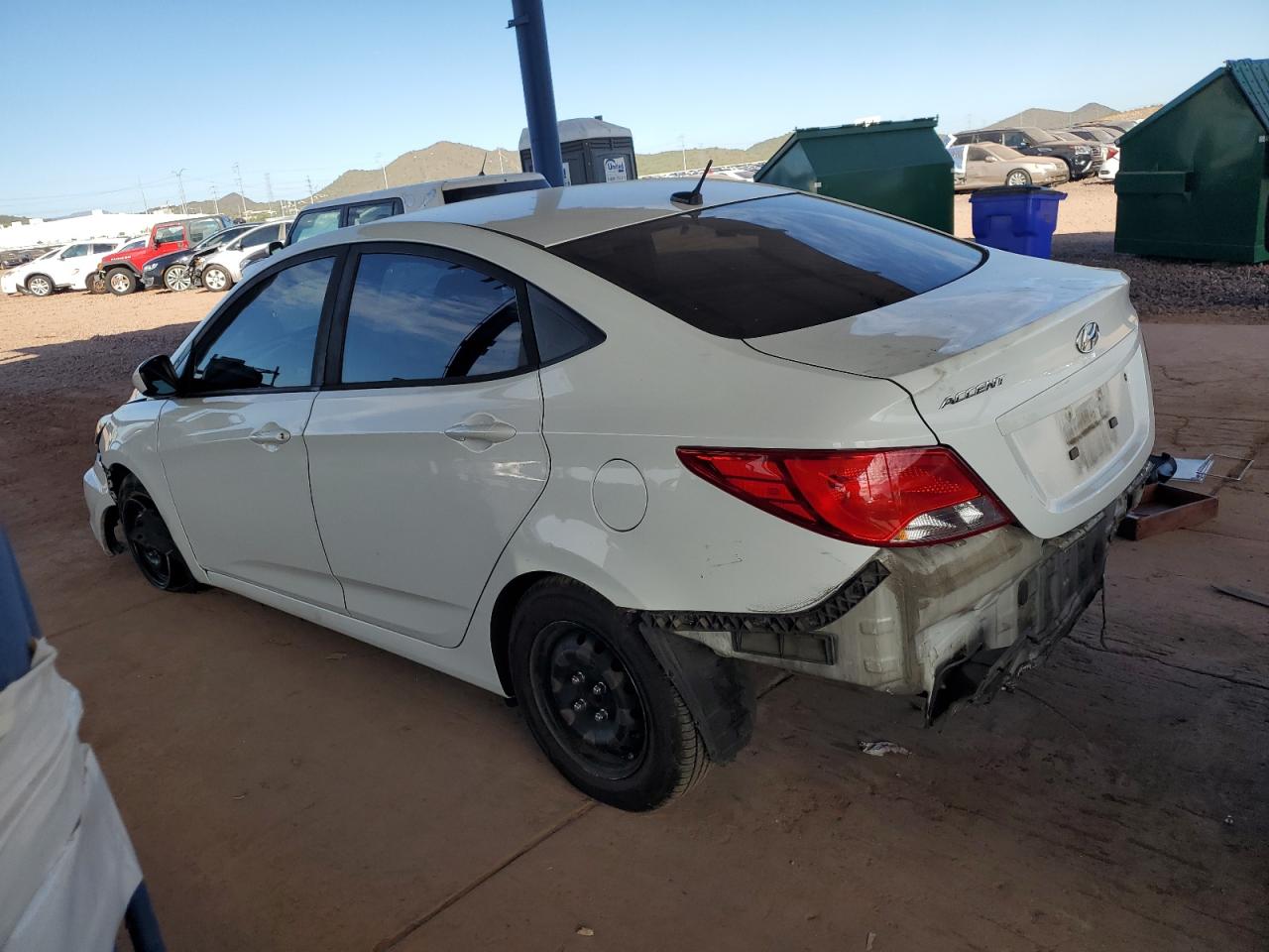 2016 HYUNDAI ACCENT SE photo 3