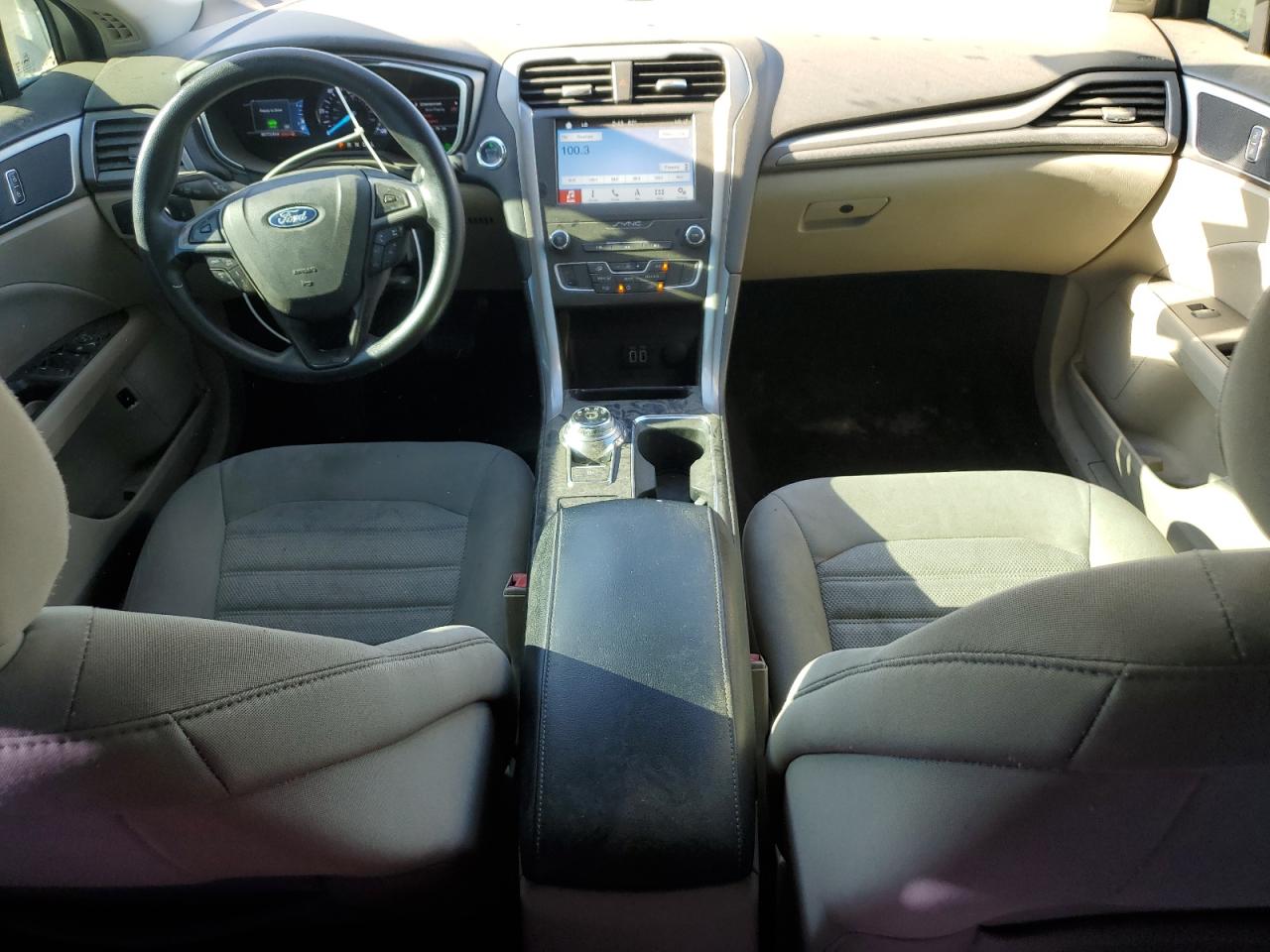 2019 FORD FUSION SE photo 8