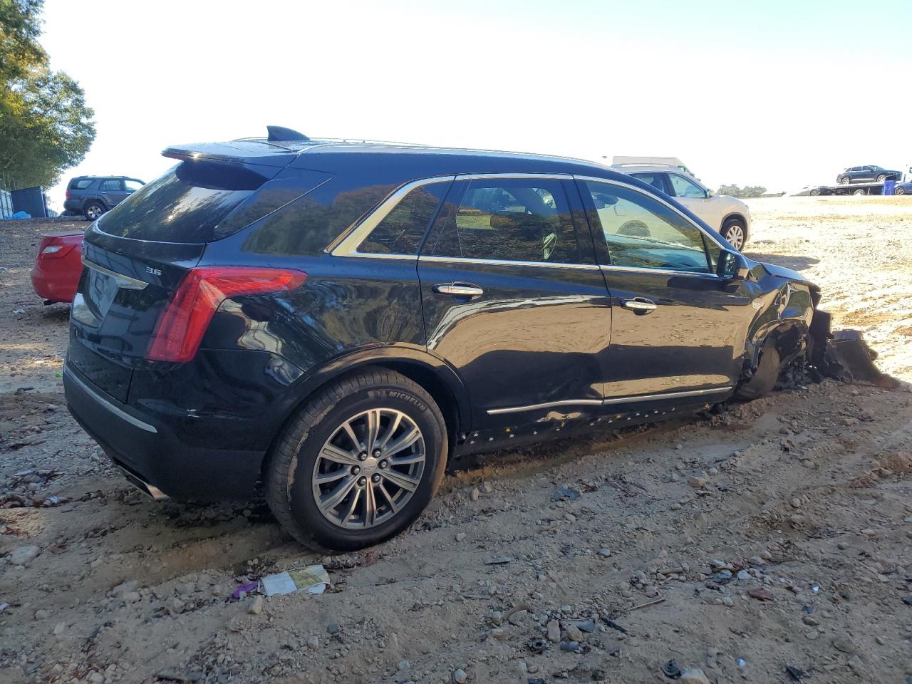2018 CADILLAC XT5 LUXURY photo 3