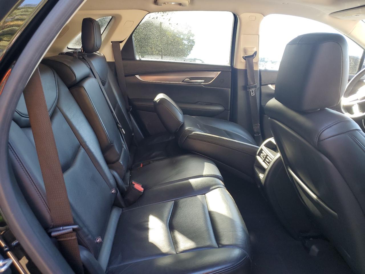 2018 CADILLAC XT5 LUXURY photo 11