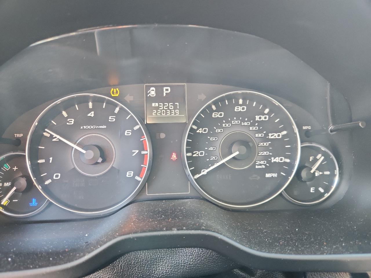2012 SUBARU OUTBACK photo 9