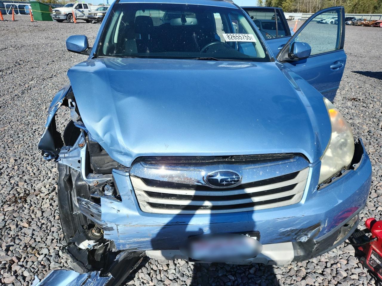 2012 SUBARU OUTBACK photo 11