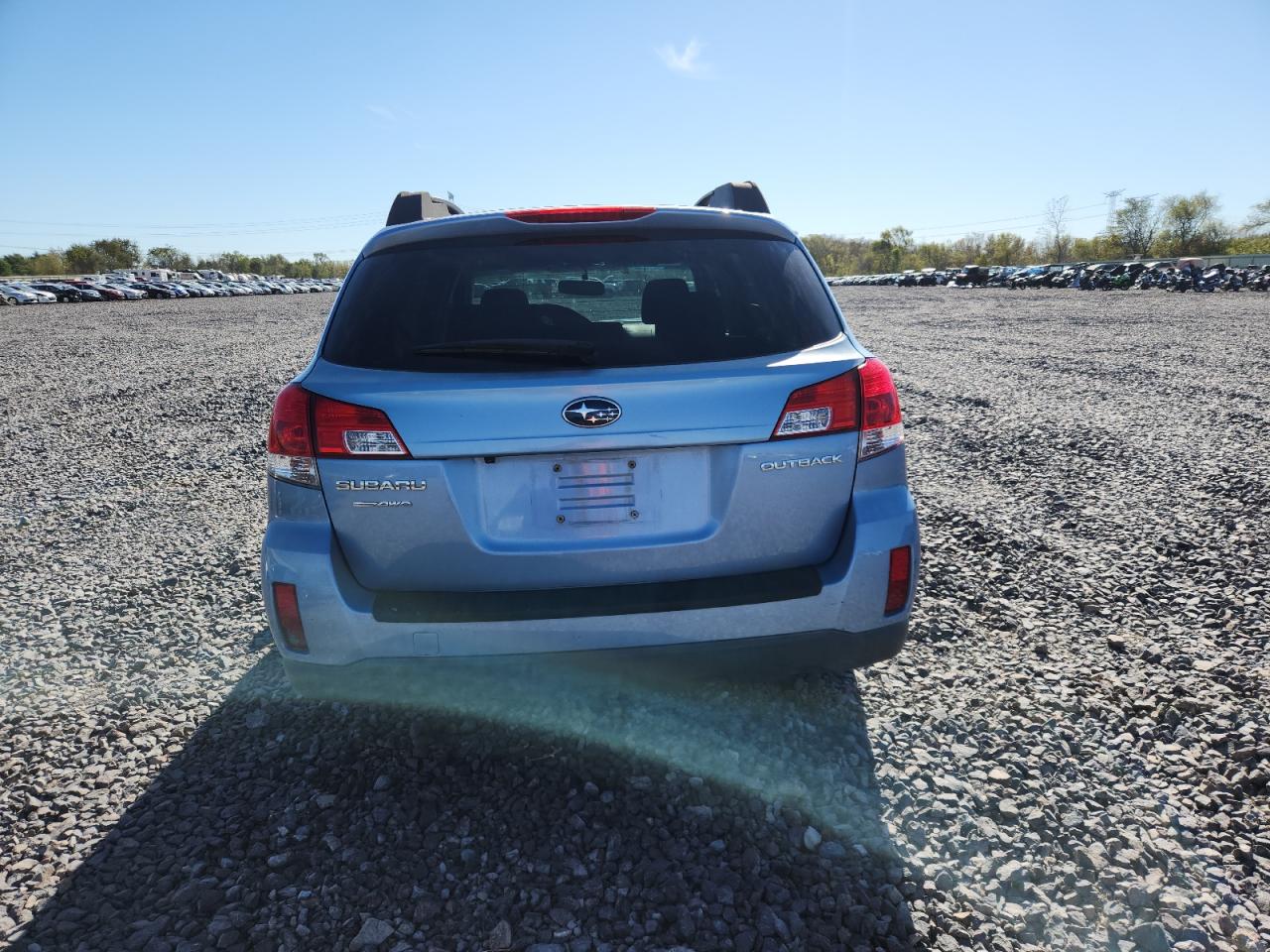 2012 SUBARU OUTBACK photo 6