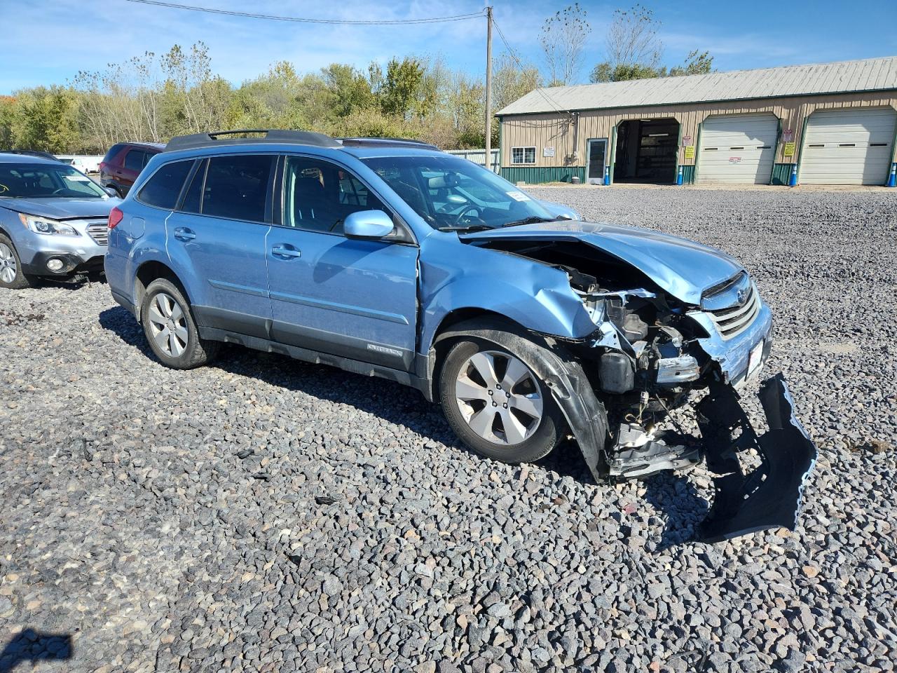 2012 SUBARU OUTBACK photo 4