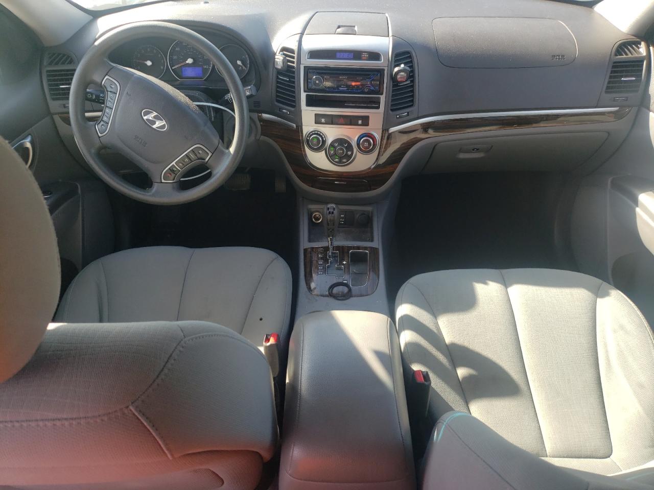 2012 HYUNDAI SANTA FE GLS photo 22