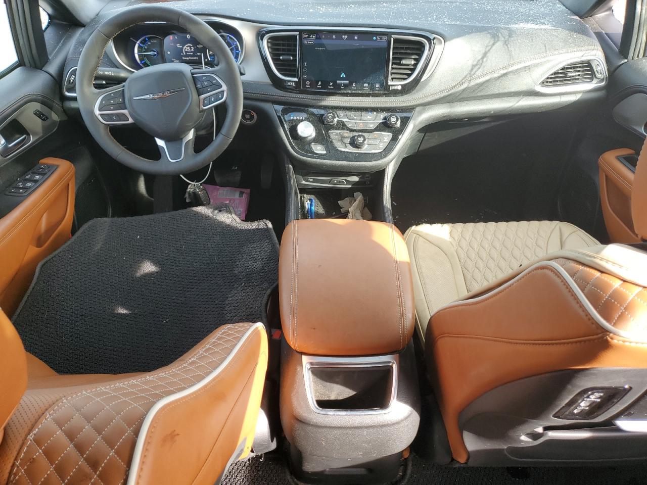 2025 CHRYSLER PACIFICA HYBRID PINNACLE photo 8