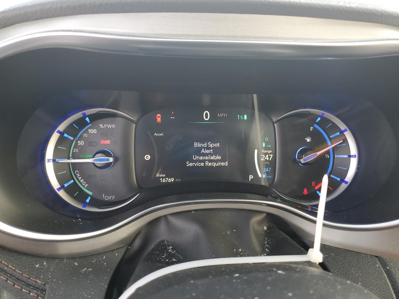 2025 CHRYSLER PACIFICA HYBRID PINNACLE photo 9