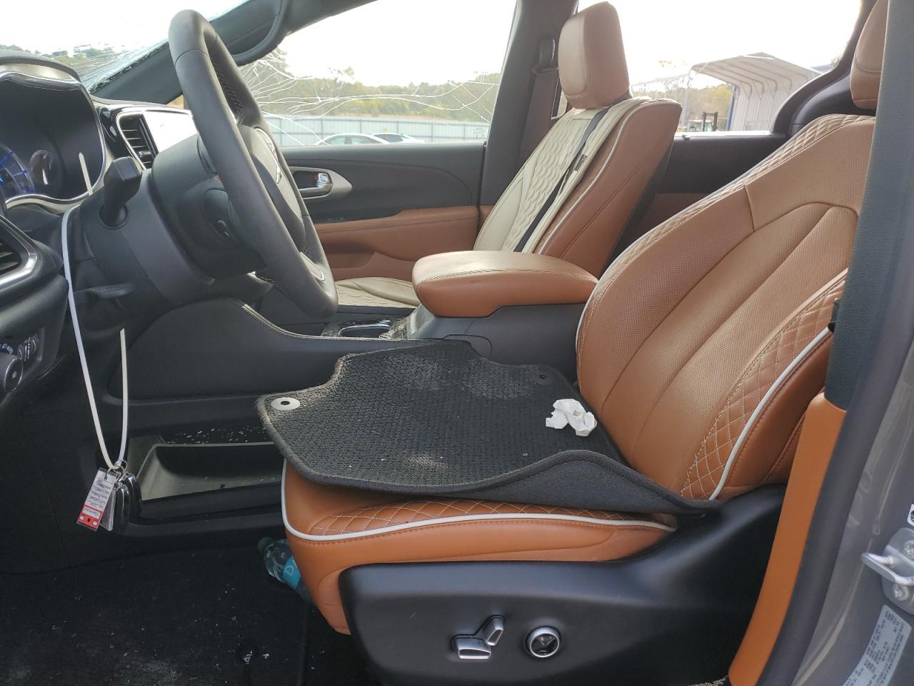 2025 CHRYSLER PACIFICA HYBRID PINNACLE photo 7