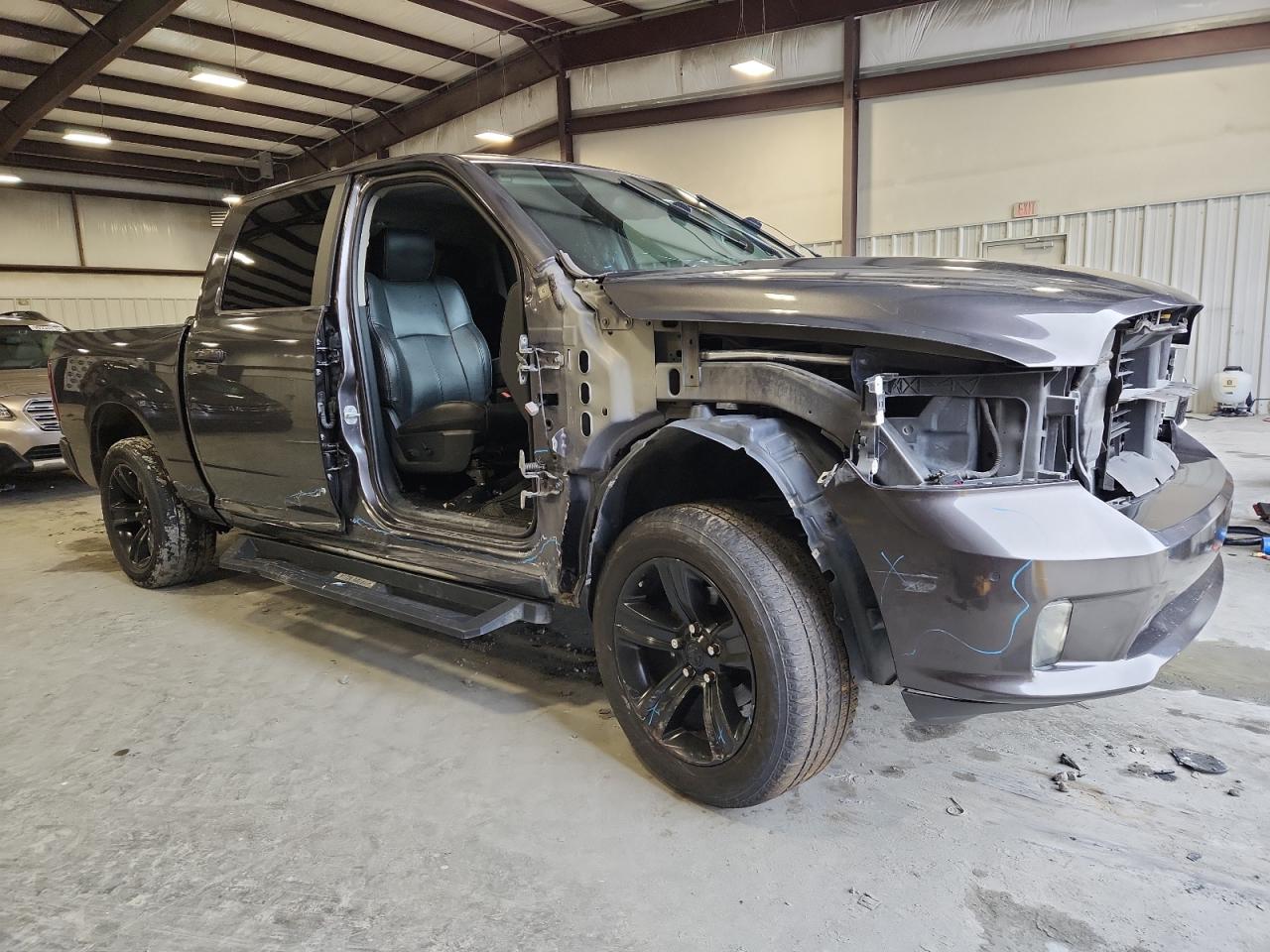 2018 RAM 1500 SPORT photo 10