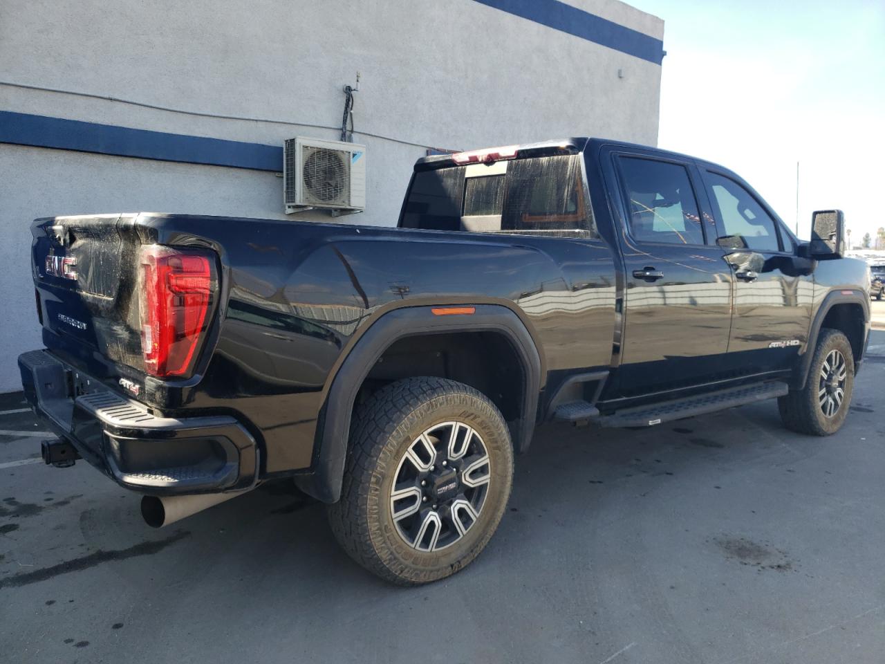 2021 GMC SIERRA K3500 AT4 photo 3
