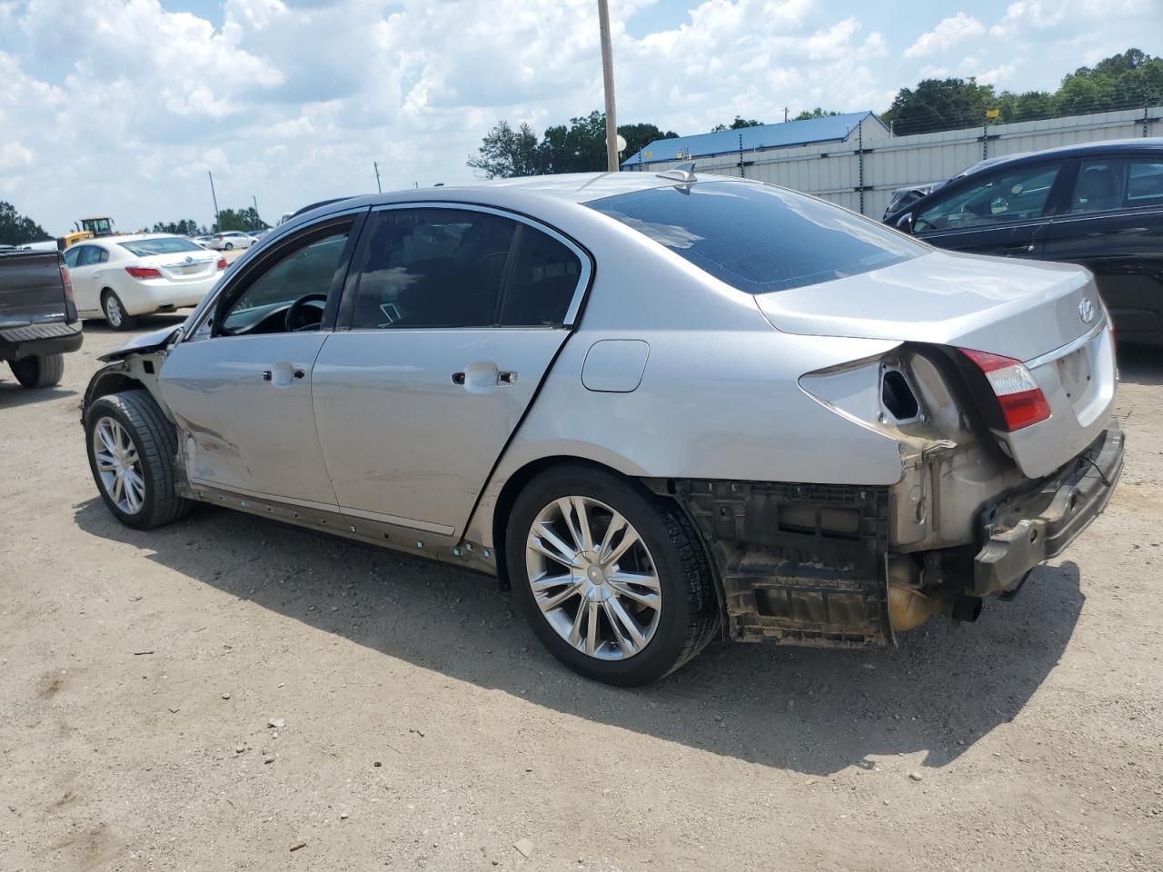 2013 HYUNDAI GENESIS 3.8L photo 2