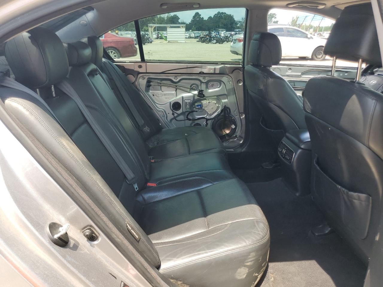 2013 HYUNDAI GENESIS 3.8L photo 10