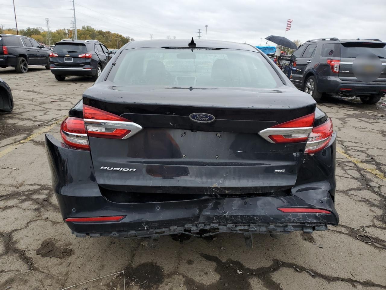 2020 FORD FUSION SE photo 16