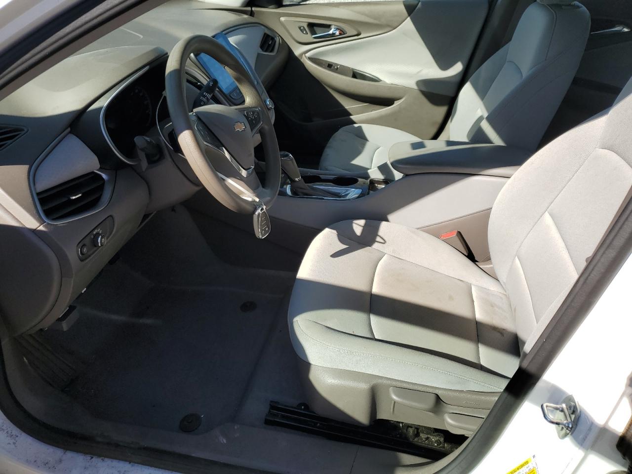 2020 CHEVROLET MALIBU LS photo 19