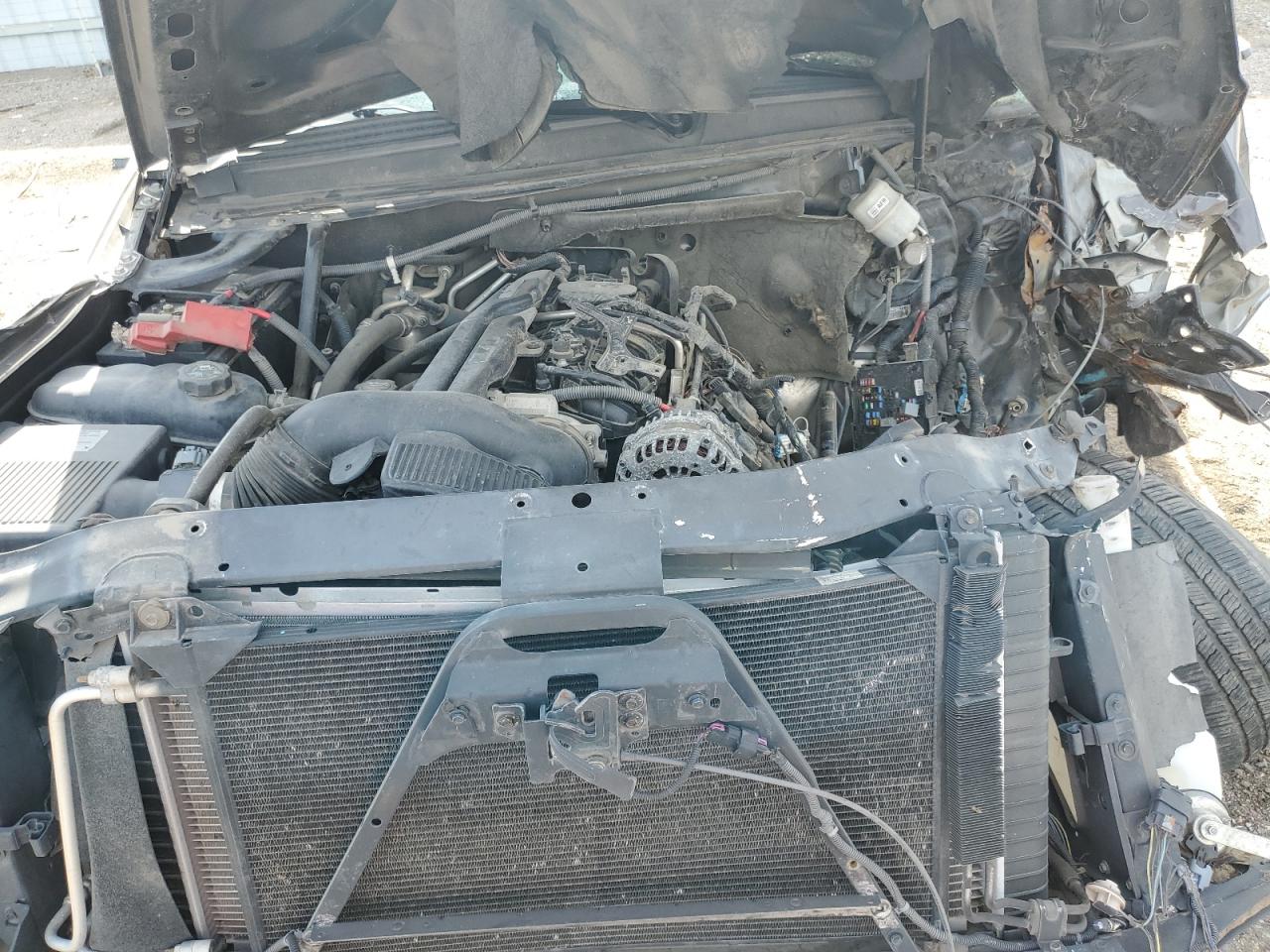 2010 CHEVROLET SUBURBAN K1500 LT photo 34