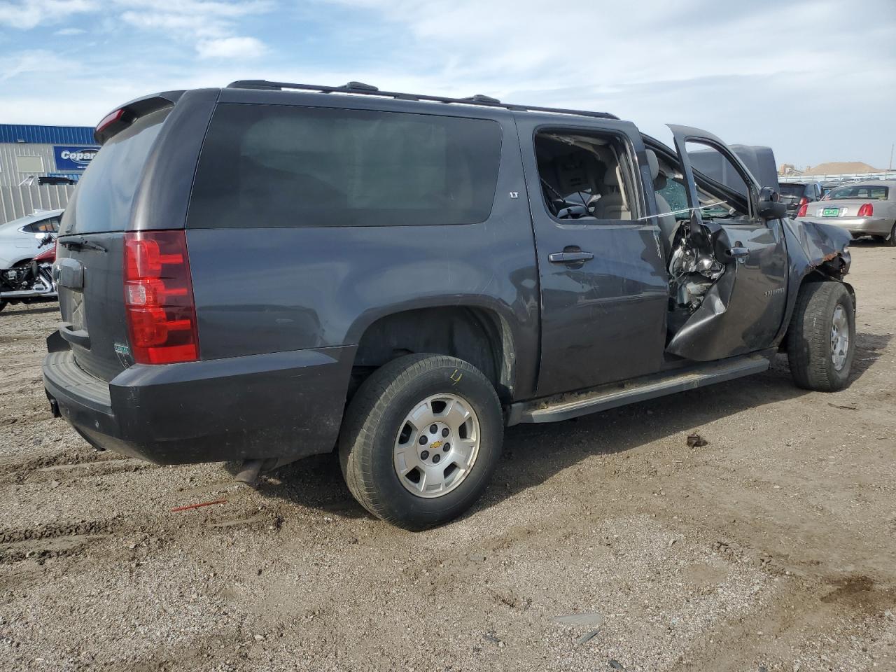 2010 CHEVROLET SUBURBAN K1500 LT photo 7