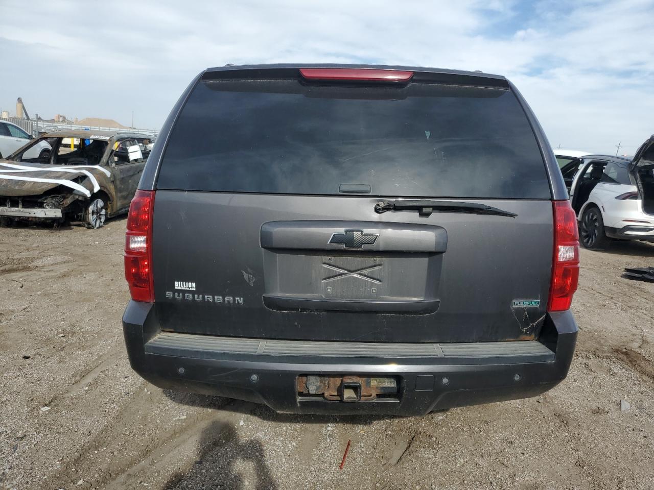 2010 CHEVROLET SUBURBAN K1500 LT photo 16