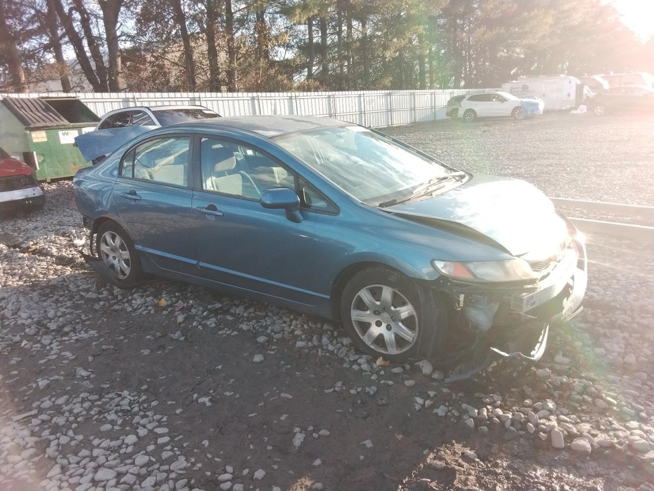 2011 HONDA CIVIC LX photo 4