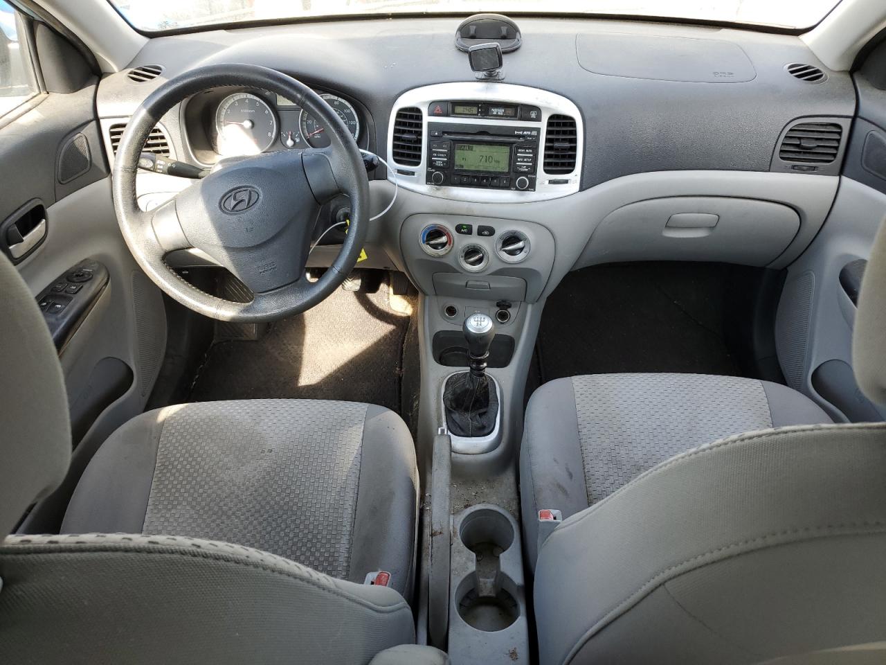 2009 HYUNDAI ACCENT SE photo 22