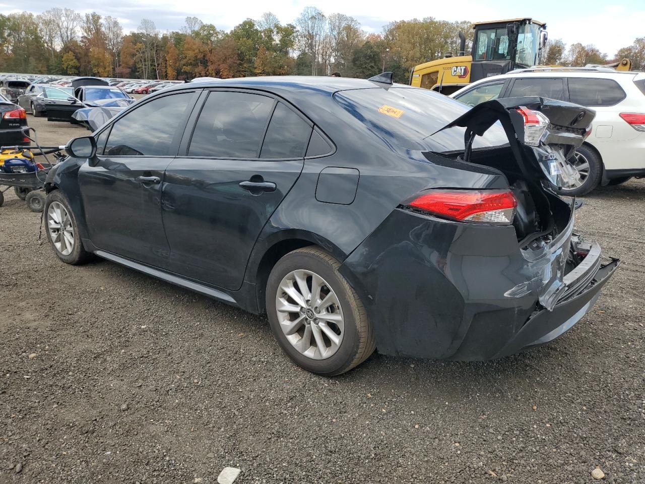 2022 TOYOTA COROLLA LE photo 2